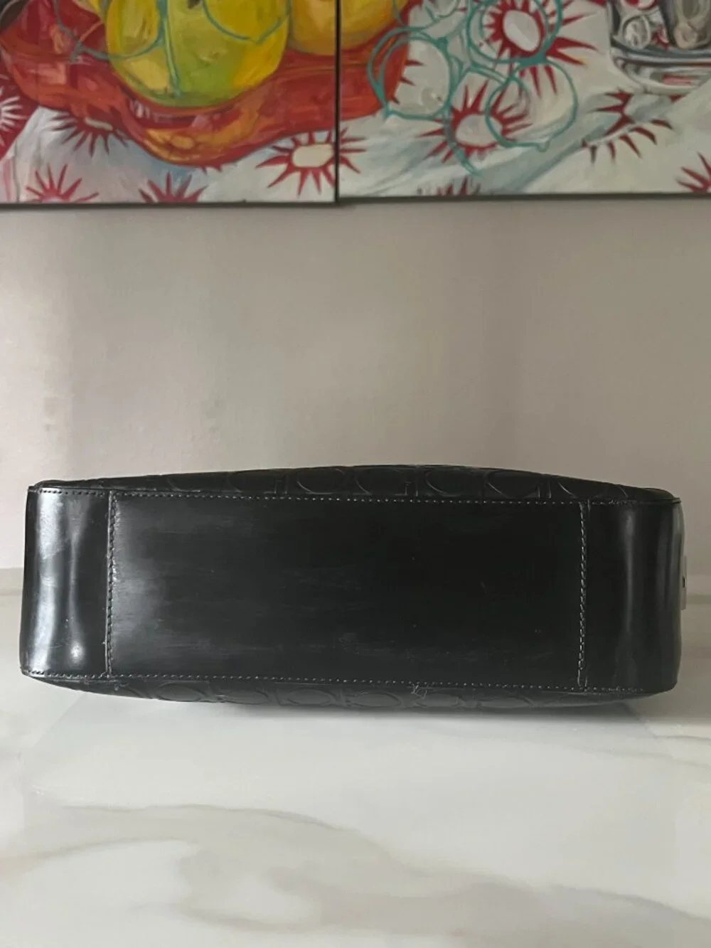 Ferragamo Gancini Embossed Black Leather Shoulder Bag AU-21 1796 - Picture 10 of 16